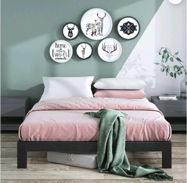Zinus Queen 10 inch Heavy Duty bed frame steel black color - photo 2