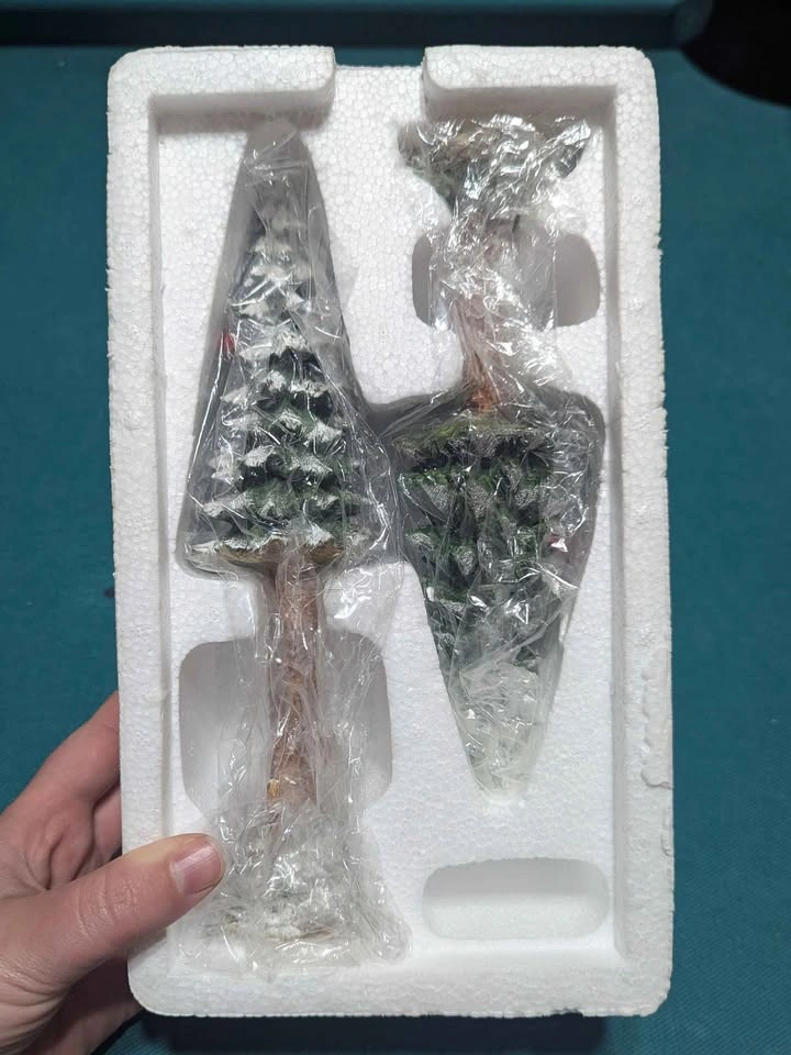 Department 56 - Village - Towering Pines - photo 2
