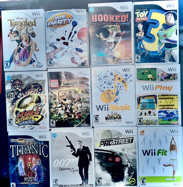 Nintendo Wii, Wii U and 12 Games - photo 3