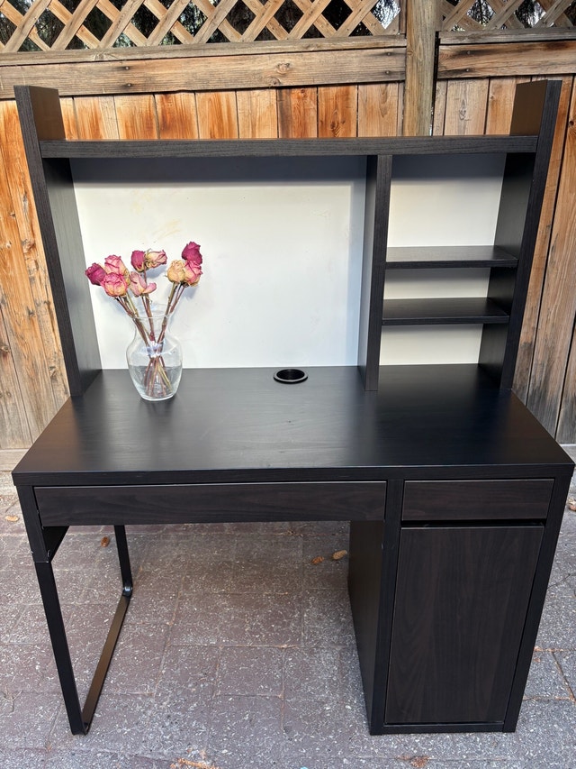 Ikea Micke Desk with Hutch - can deliver