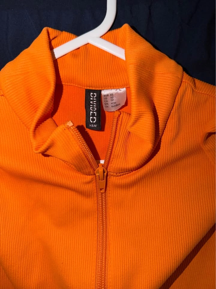 H&M Divided Orange Ribbed Zip-Up Crop Top Size XS - photo 2