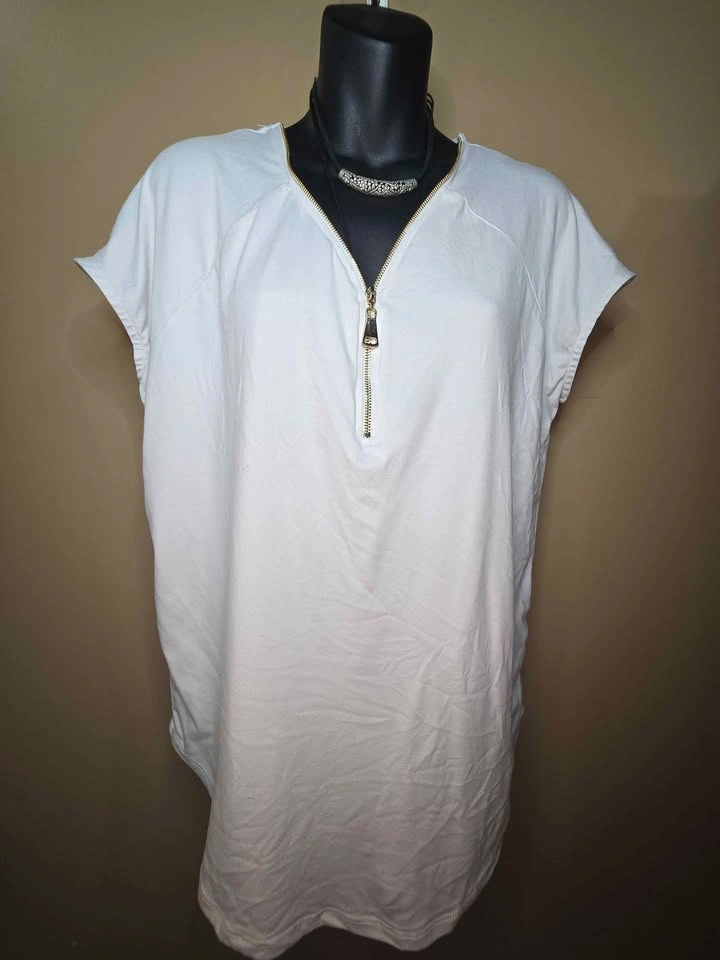 Ardenes White V-Neck Short Sleeve Top - Size M - photo 5