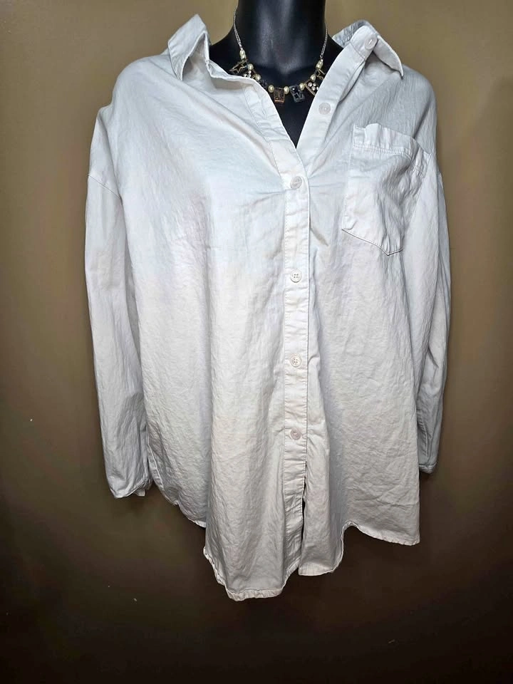 White Long Sleeve Button-Down Shirt - Women's M