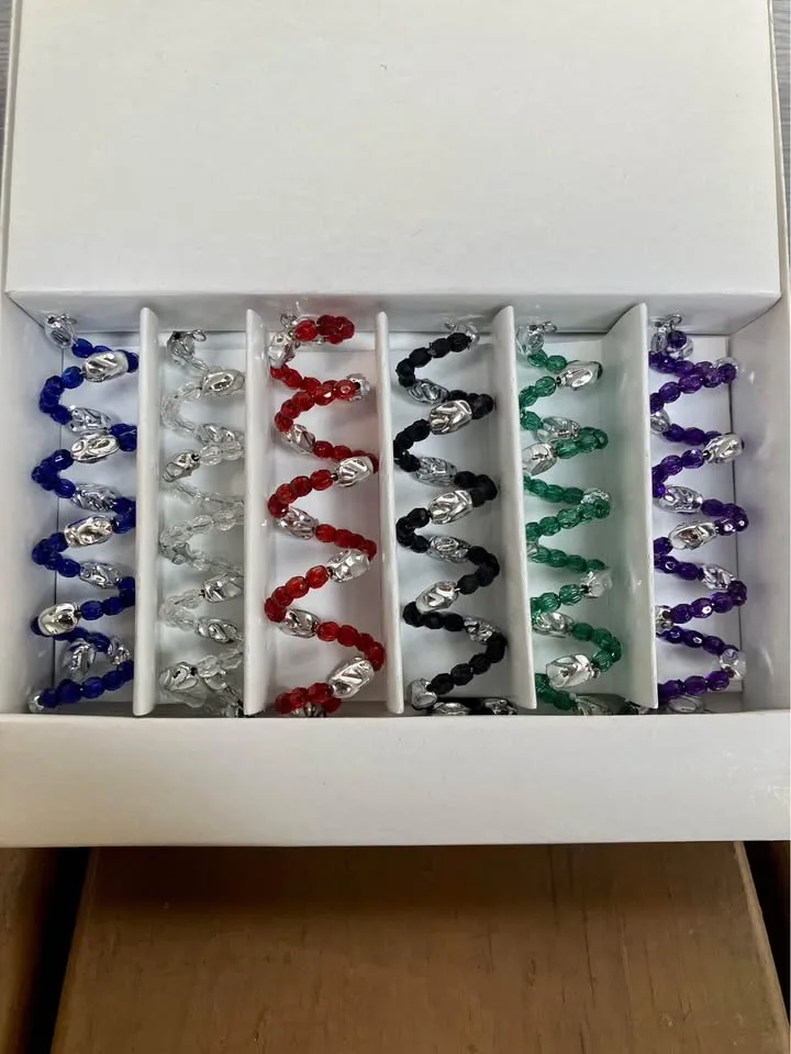 Stemware Bracelets Beaded Jewels Set Of 6 - New In Box image indicator(3)