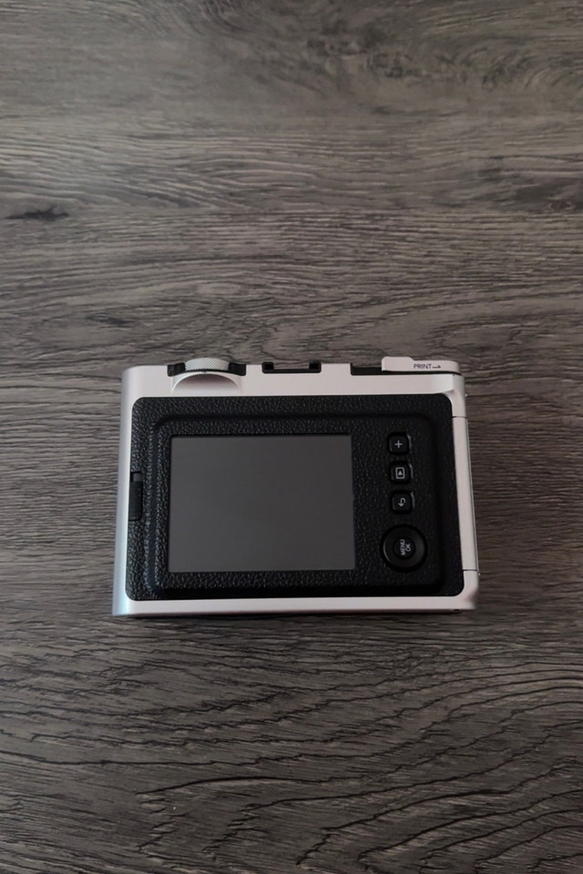 Fujifilm INSTAX Mini Evo Hybrid Instant Camera - Black - photo 3