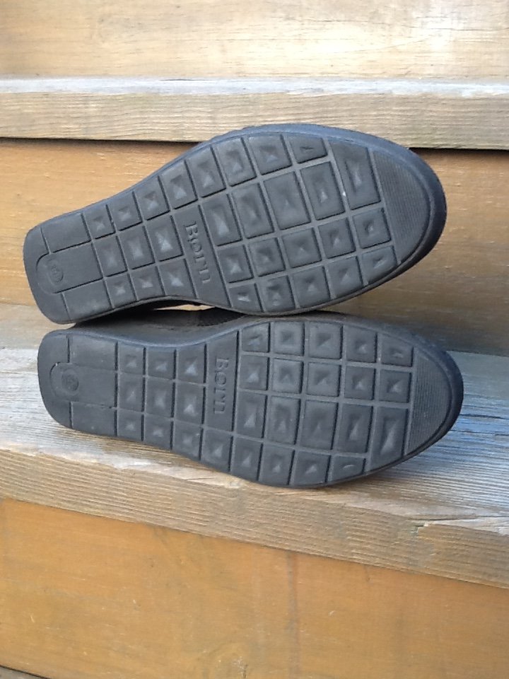 Born Women's Tinetto Casual Slip On Stretch Shoe Size 7 - photo 4