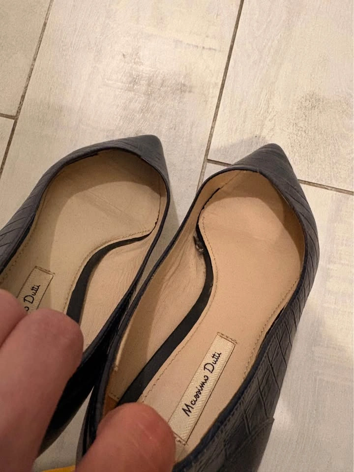 Massimo Dutti Pointed Toe Flats - photo 4