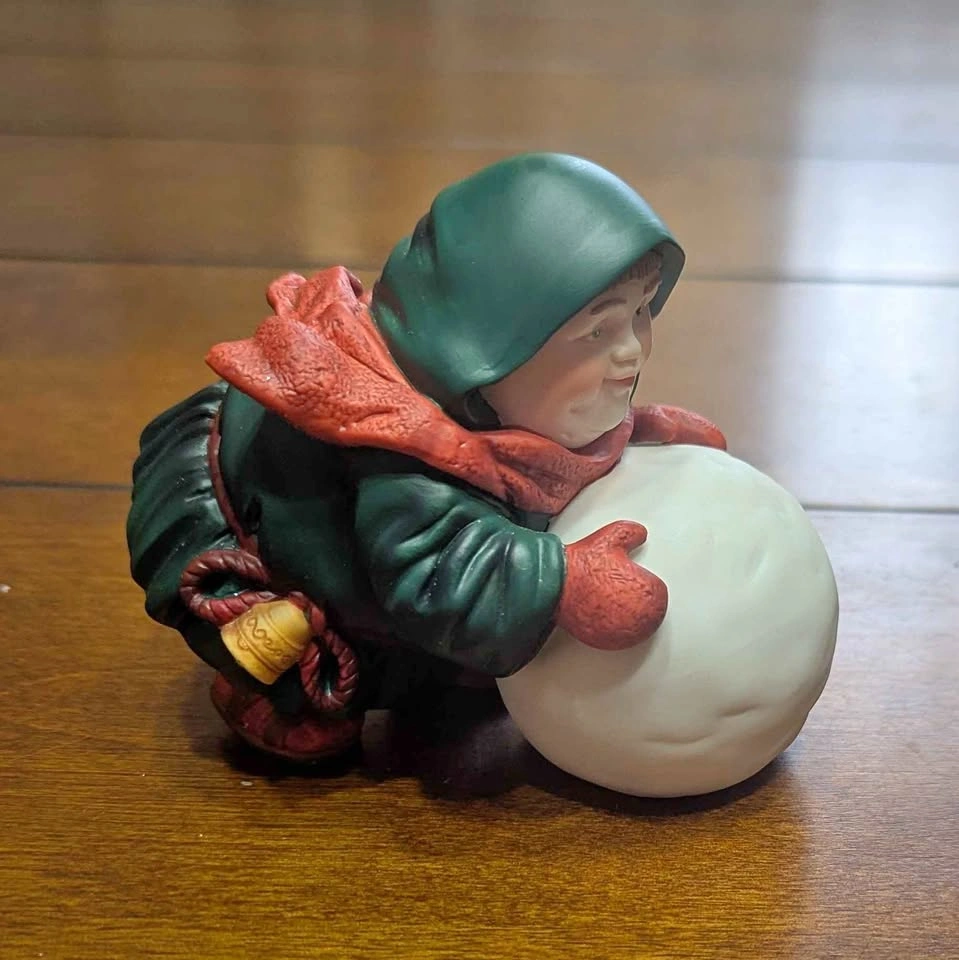 Department 56 - Merry Makers - Sebastian The Snowball Maker