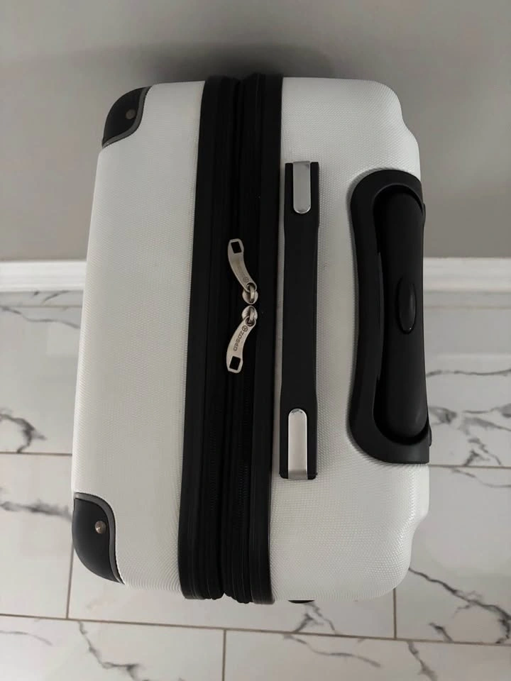 24” White Hardshell Luggage / Suitcase - photo 4