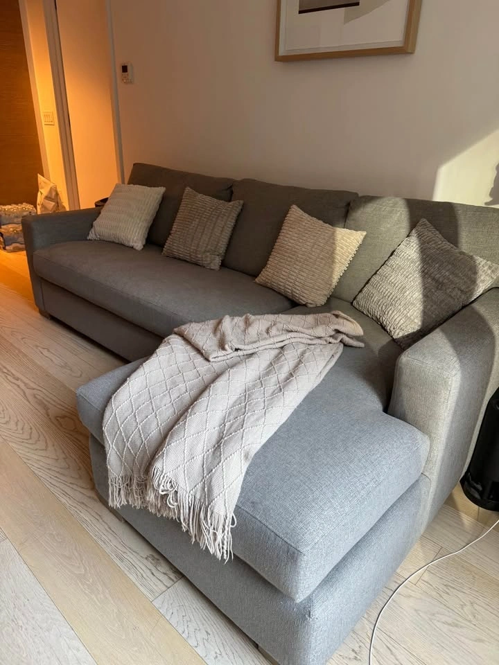 Crate & Barrel Axis Gray Sectional w/ Chaise - photo 3