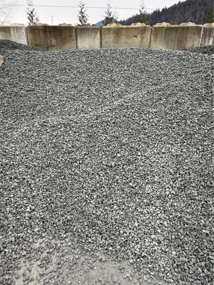 FREE CLEAN virgin clear crush gravel - photo 5