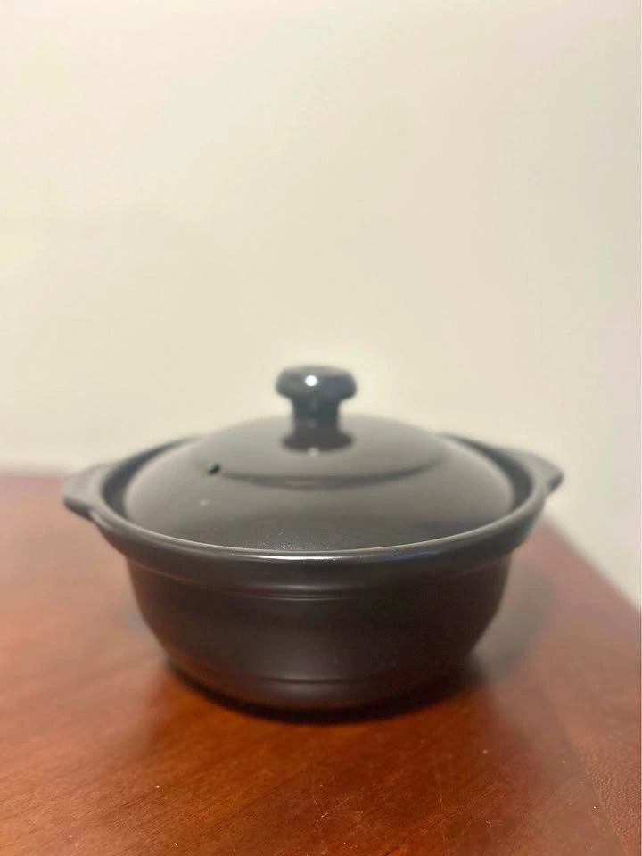 Ceramic casserole for healthy cooking