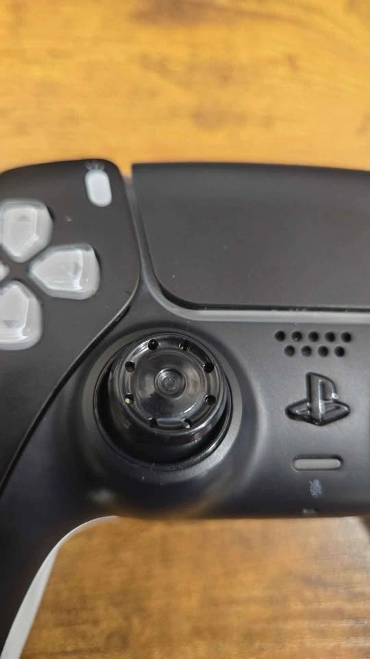 Sony PlayStation 5 DualSense Wireless Controller for parts or re - photo 3