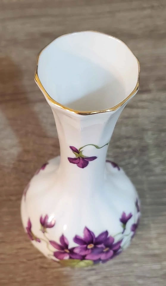 Vintage England 1960s-80's Violet Bud Vase - by Countess - photo 2