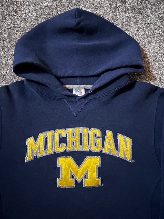 Russel athletic pullover hoodie size M - photo 2