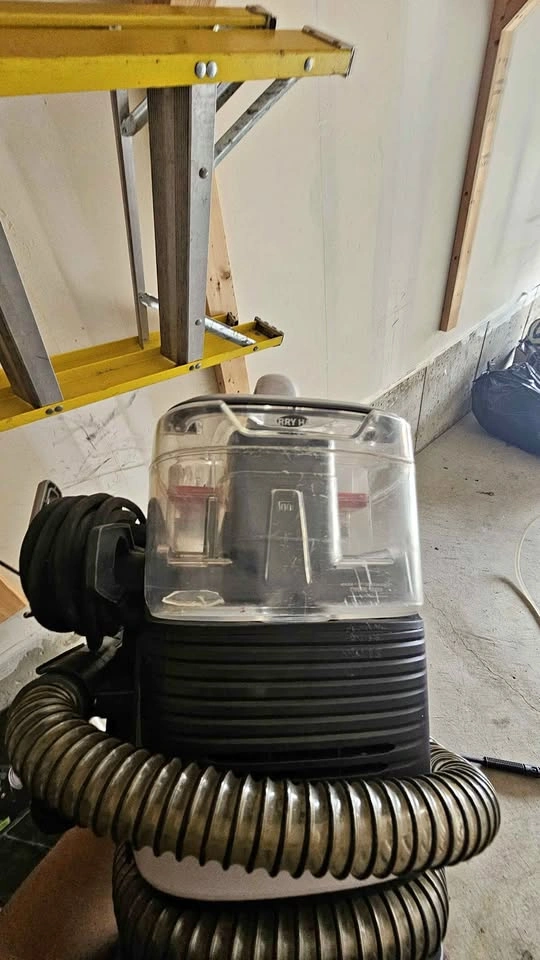Bissell Little Green Portable Carpet Cleaner