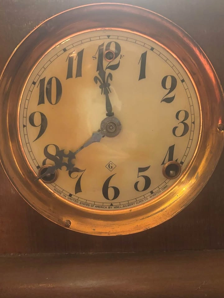 Antique Wm. L. Gilbert Mantel Clock - Project Piece - photo 3