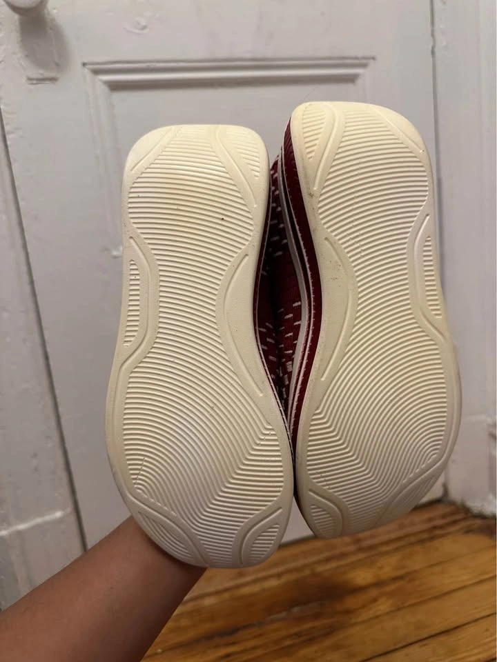 Women’s Woven Elastic Slip-On Comfort Sneakers - Size 9 - photo 4