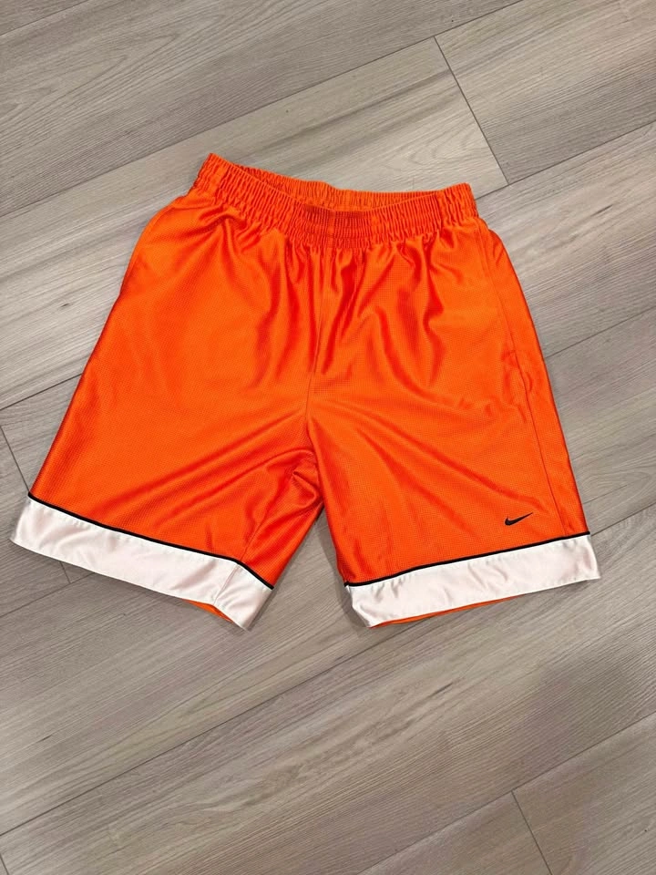Nike Vintage Basketball Shorts Size Medium