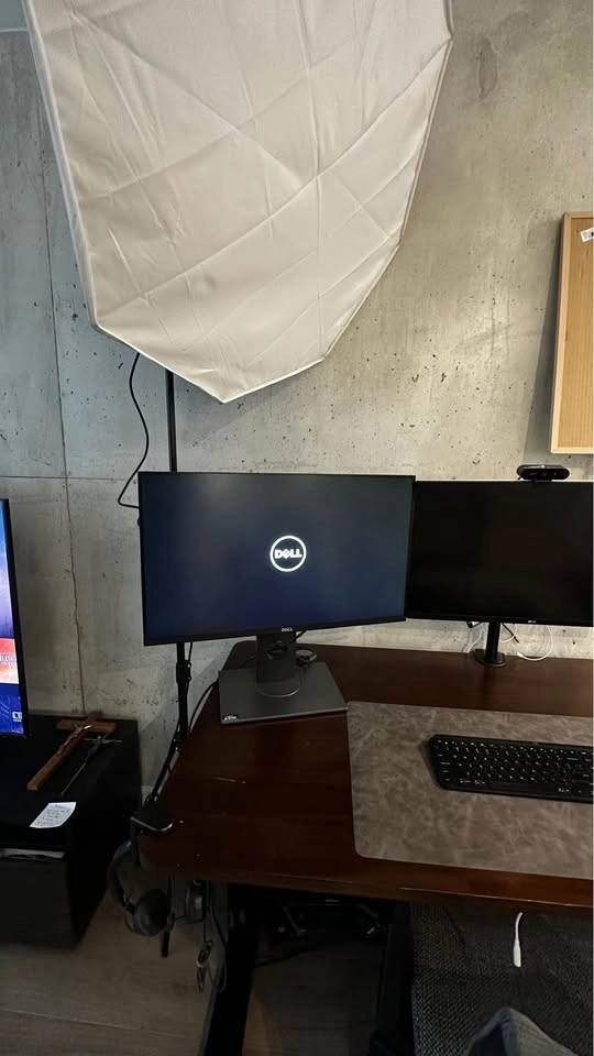 Dell Monitor 27 Inch - photo 3