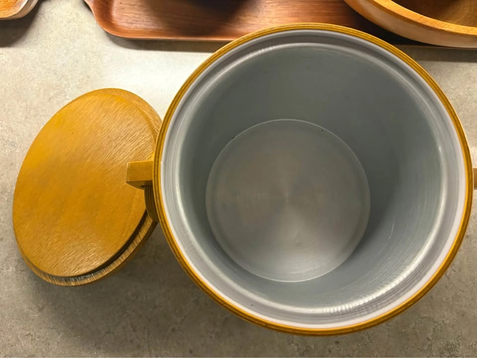 Vintage Mid-Century Teak & Brass Ice Bucket – KMC Japan - photo 5