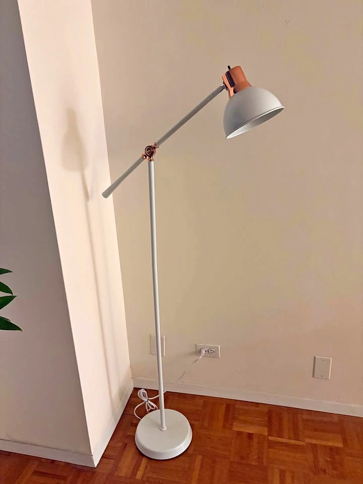 Floor lamp 58”