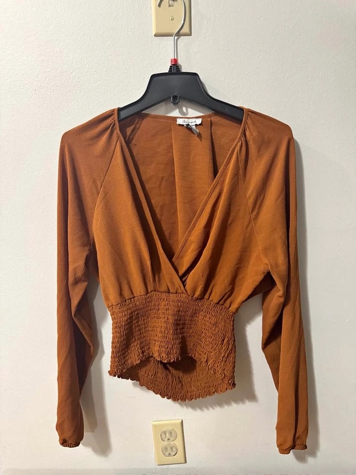 CLOSET CLEANOUT - woman's clothes
