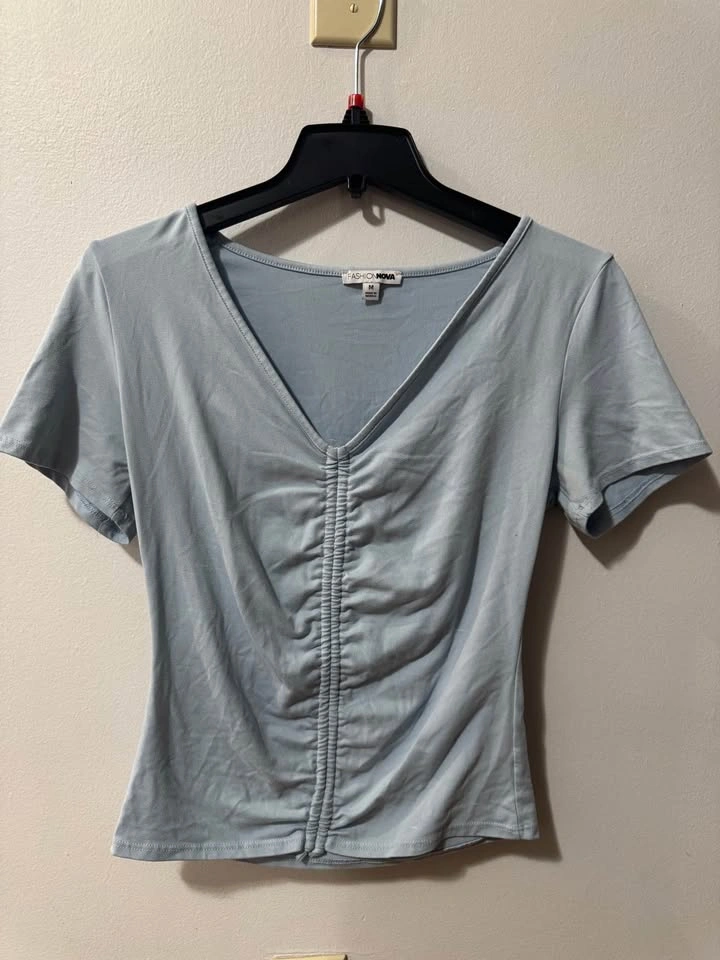 CLOSET CLEANOUT - woman's clothes - photo 3