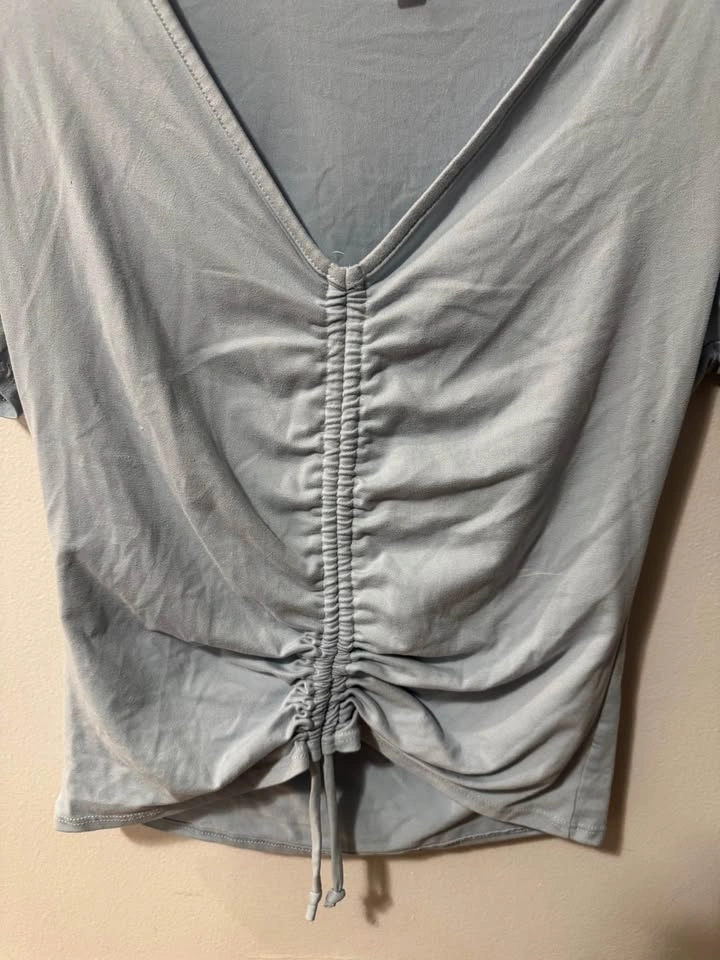 CLOSET CLEANOUT - woman's clothes - photo 4