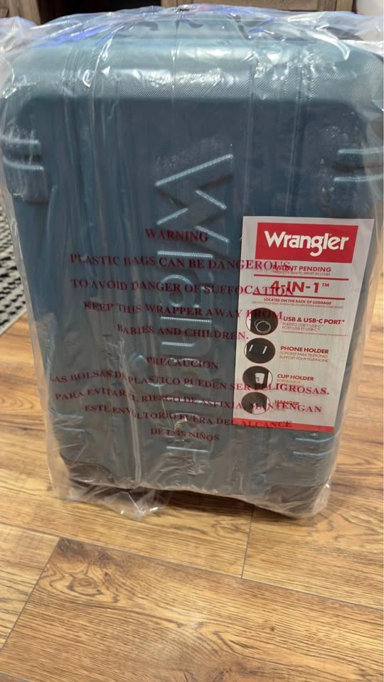 Wrangler 20" Astral Hardside Carry-on Luggage
