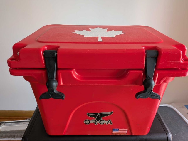 ORCA 20 Quart Cooler Canada Maple Leaf