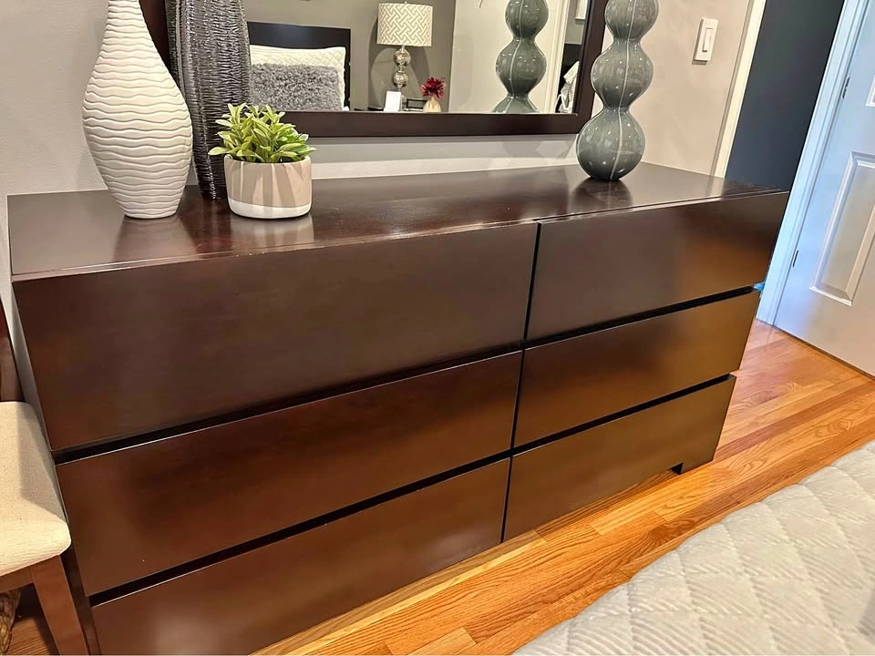 6 Drawer Dresser + Original Matching Mirror
