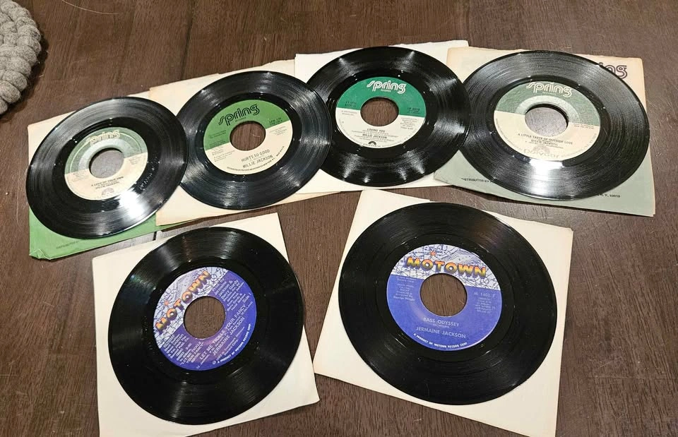 Jacksons Records Jermaine and Millie Jackson Motown 45 RPM - photo 2