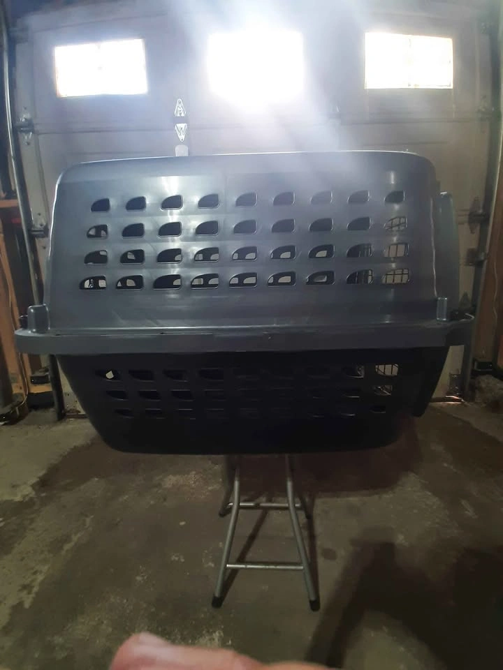 Grey and Black Plastic Pet Carrier - photo 2