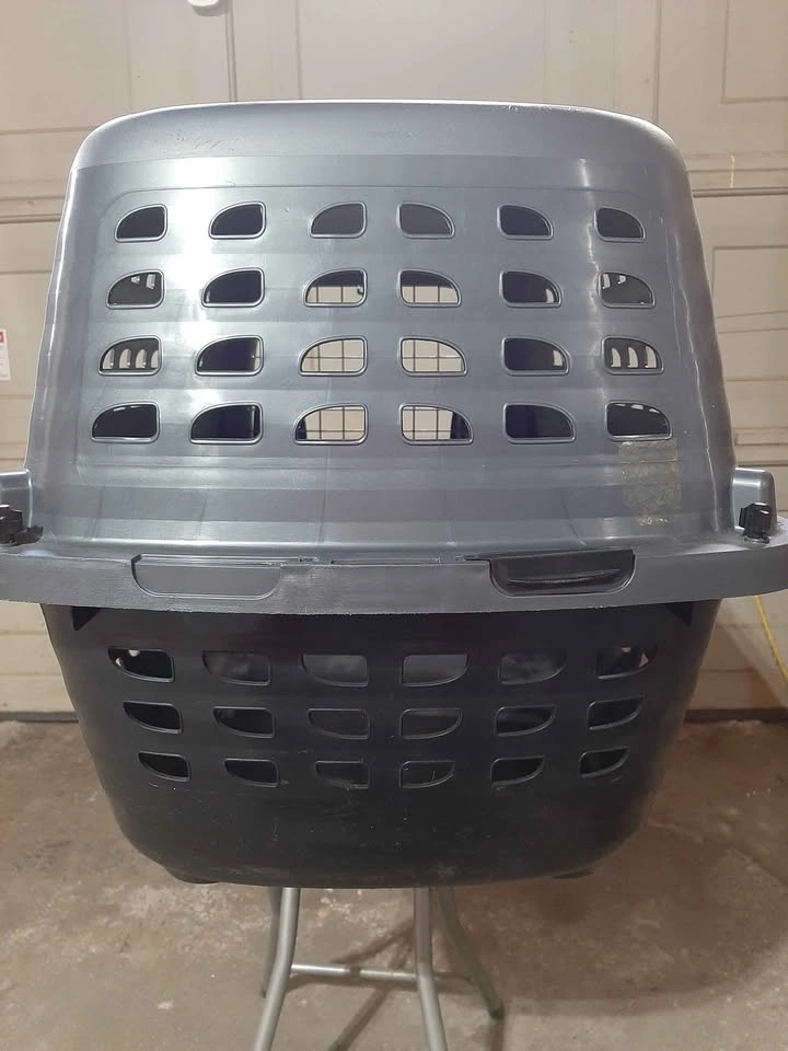 Grey and Black Plastic Pet Carrier - photo 3