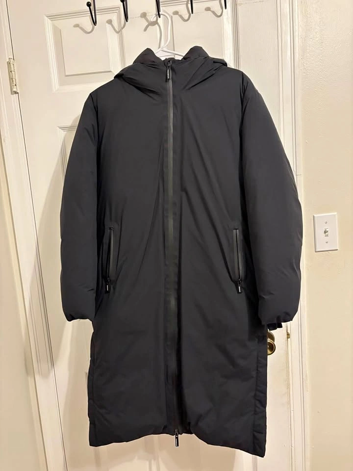 Aritzia Super Puff Long Size XS BLACK