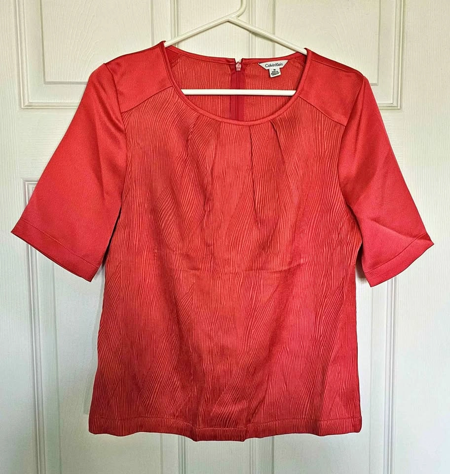 Brand New CALVIN KLEIN Coral Red Textured Blouse - Size M