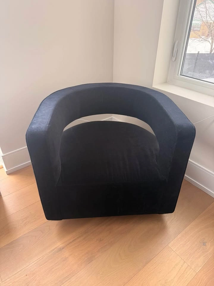 RH Drew Curved Swivel Chair