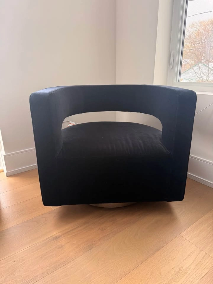 RH Drew Curved Swivel Chair - photo 2