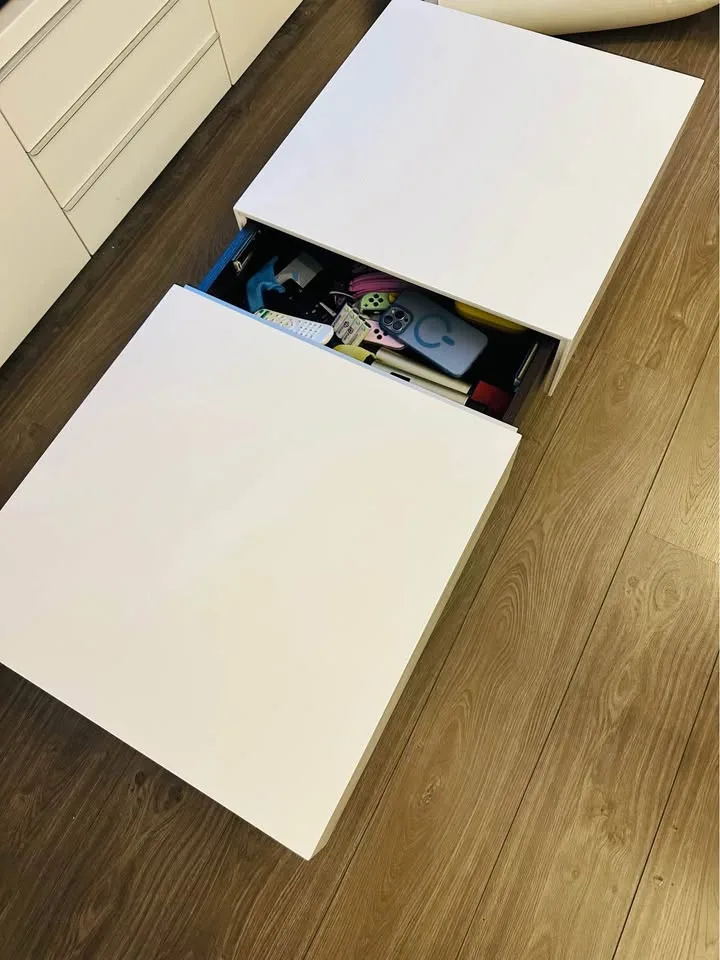 Coffee Table + Faux Fur Area Rug image indicator(4)