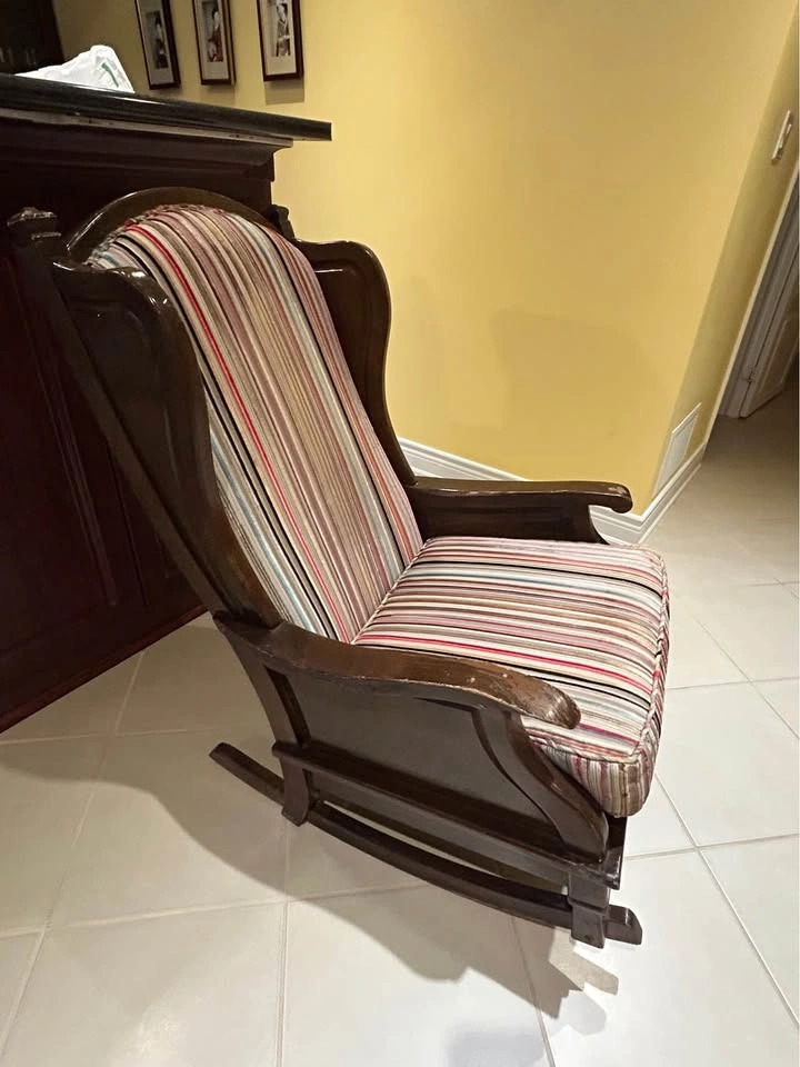 Vintage Solid Wood Rocking Chair - Bassett Furniture Industries - photo 3