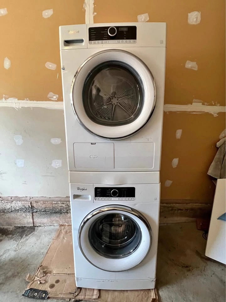 (URGENT SALE) Washer and Dryer Set