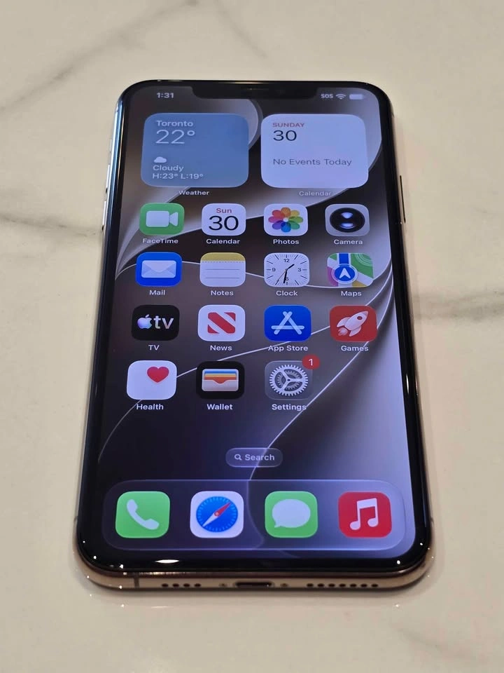 iPhone 11 Pro Max | 64GB - Gold | Unlocked | Excellent Condition - photo 3