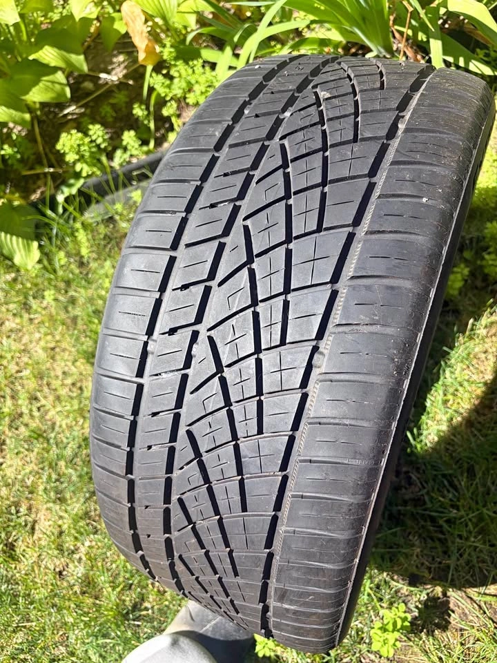 245/40/18 single tire continental extreme grip