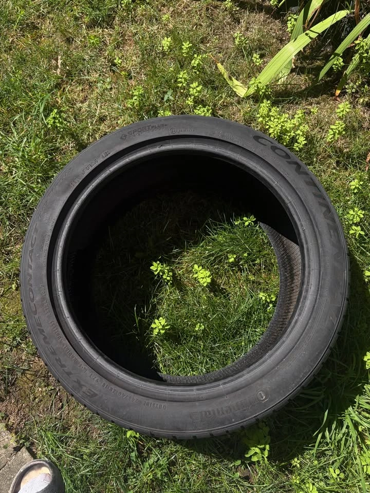 245/40/18 single tire continental extreme grip - photo 2
