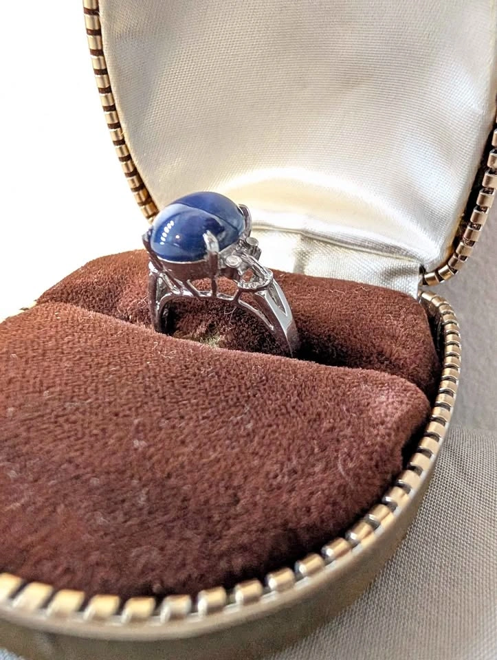 Vintage Blue Star Sapphire Ring