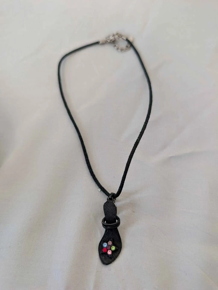 Black Cord Sandal Pendant Necklace with Rhinestones