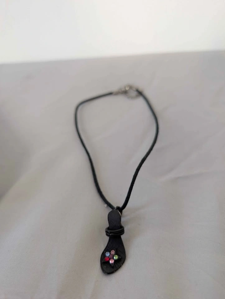 Black Cord Sandal Pendant Necklace with Rhinestones - photo 2