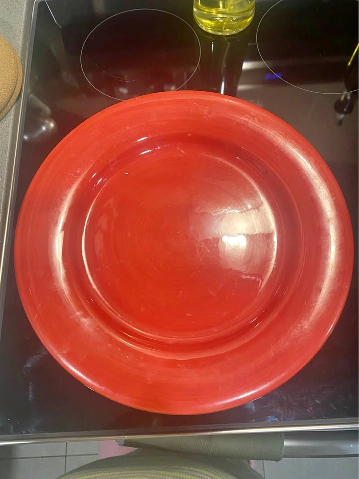 Tabletops Gallery Avellino Red Dinner Plates
