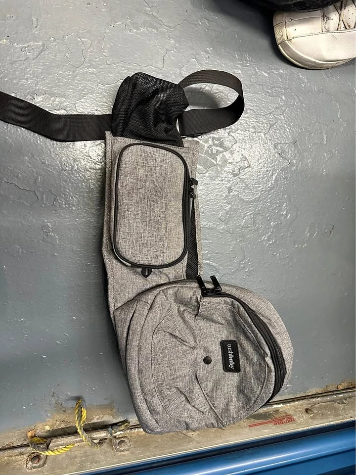 Tushbaby Original Hip Seat Baby Carrier